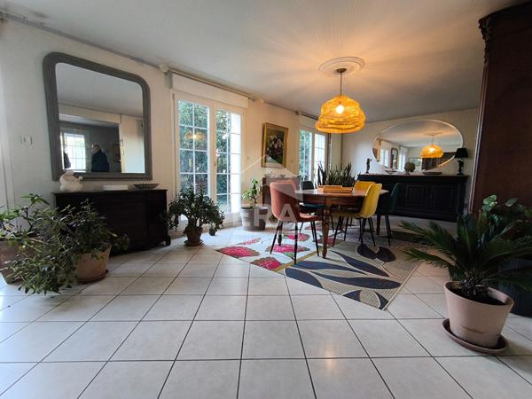 20696 - Maison avec piscine