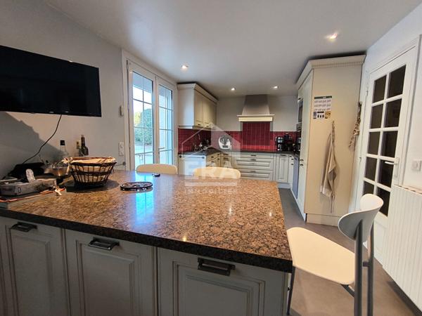 20696 - Maison avec piscine