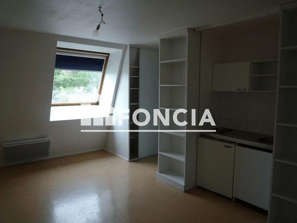 Location Appartement 2 pièces 37.38 m² - 30 RUE BASSE Poitiers 86000