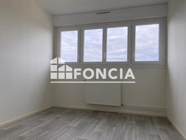 Location Appartement 4 pièces 67.06 m² - LES CHEVREFEUILLES Gien 45500