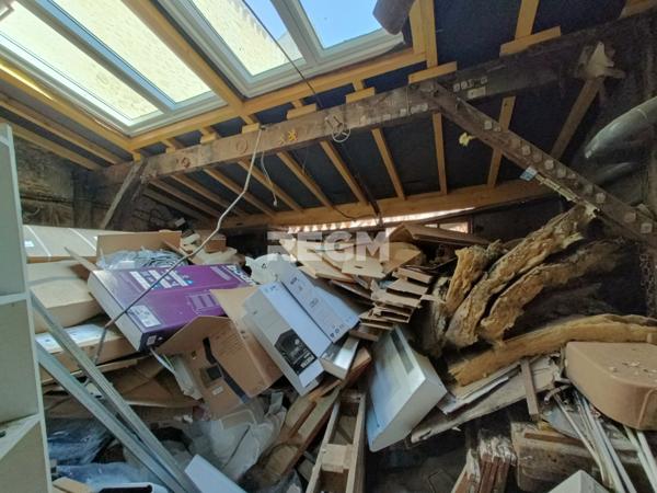 Périgueux (24000) Plateau Brut à aménager - Centre Ville - 54m2