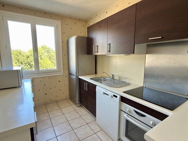 Appartement 4 pièces avec balcon et cave