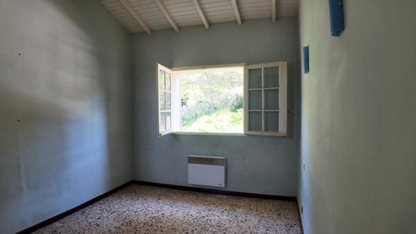 Maison
         5 pièces
        - 130 m² 350 000 € *