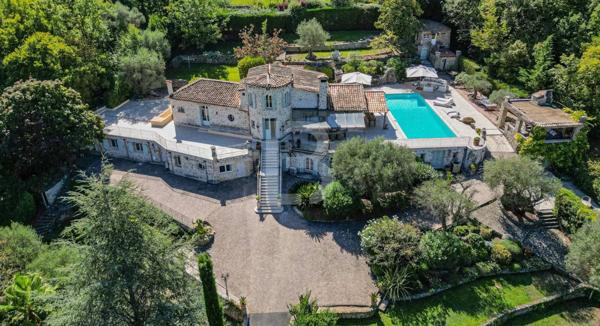 En exclusivité — Propriété d’exception en pierre, vue panoramique, Le Rouret