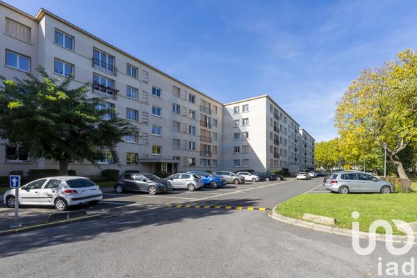 Appartement à vendre 4 pièces 67 m² Viry-Châtillon