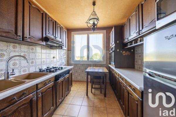 Appartement à vendre 4 pièces 67 m² Viry-Châtillon