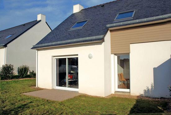 PROCHE DES COMMERCES ET ECOLE