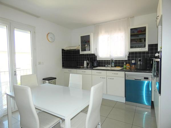 Villa 4 faces de 113m² avec sous-sol complet sur terrain de 369m²