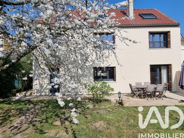 Maison à vendre 9 pièces 159,12 m² Sucy-en-Brie