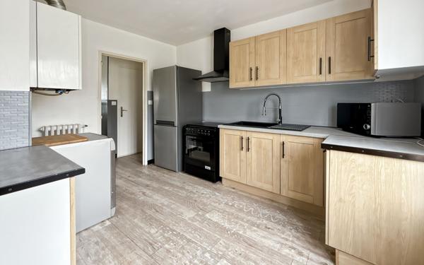 Maison à vendre    6 pièces • 100 m2 Saint-Jean-de-Braye