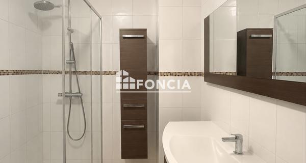 À vendre Appartement 4 pièces 94 m² - Marseille 13004