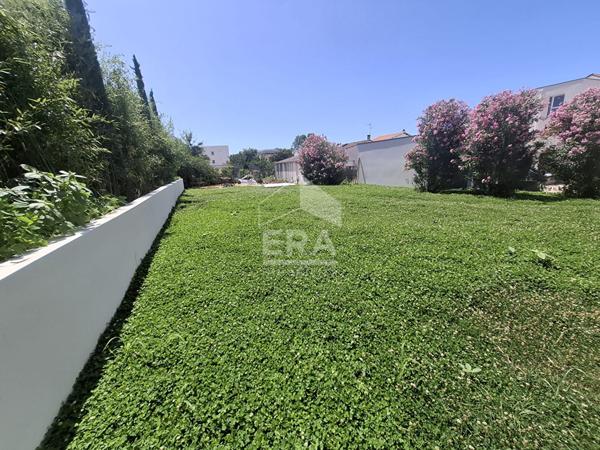 Maison La Rochelle Centre Ville, 3 chambres, grand jardin !