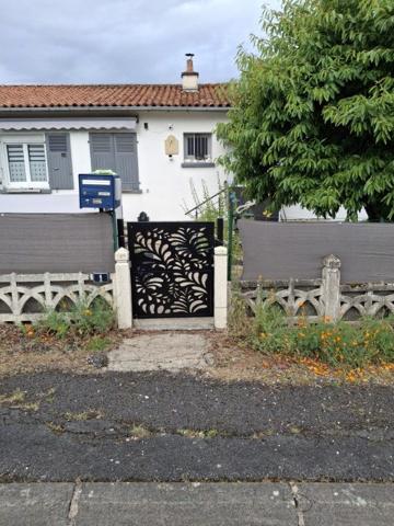 Vente de la nue-propriété d'une jolie maison à CIVRAY (86)