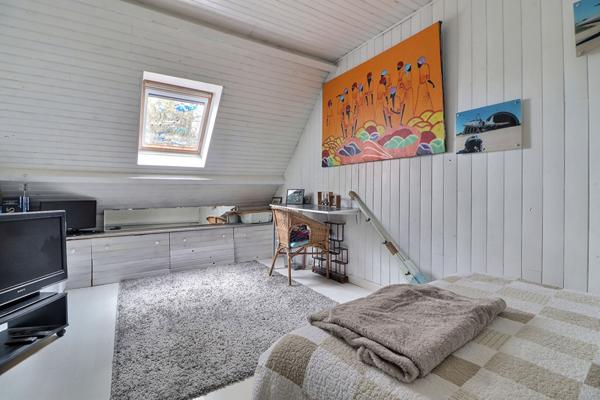 Maison familiale 7 pièces à vendre à Saint Prix + GARAGE + JARDIN.