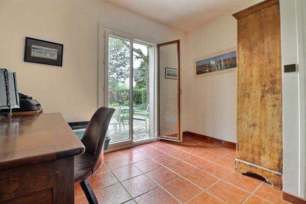 Maison familiale 7 pièces à vendre à Saint Prix + GARAGE + JARDIN.