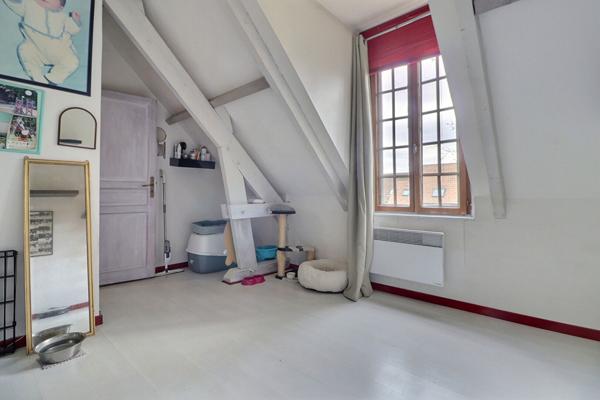 Maison familiale 7 pièces à vendre à Saint Prix + GARAGE + JARDIN.