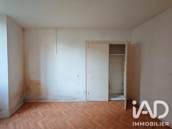 Immeuble à vendre 346 m² Largentière