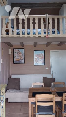 Complexe de 7 gîtes avec logement privé, piscine