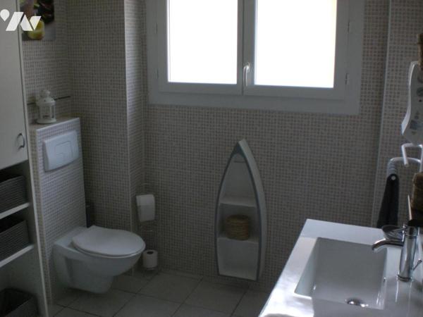 Complexe de 7 gîtes avec logement privé, piscine