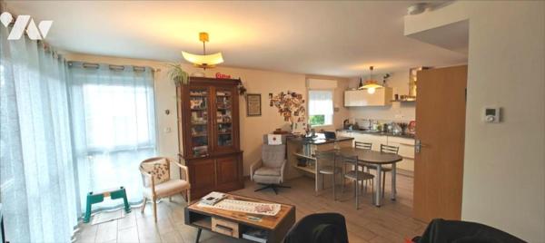 Miserey Salines ( 25480) : Appartement Duplex de 2011 , 72 m² en loi carrez, garage et terrasse.