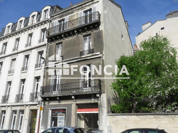 Location Studio 15.6 m² - 6 RUE DU DOCTEUR CHAUSSIER Dijon 21000