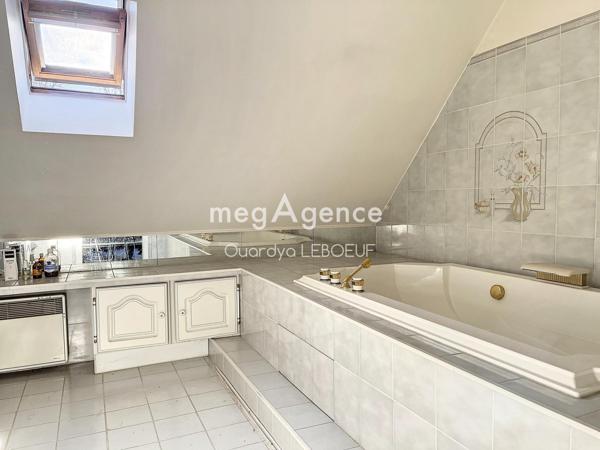 Maison à OINVILLE-SUR-MONTCIENT, 78250 - 6 pièces 132m²