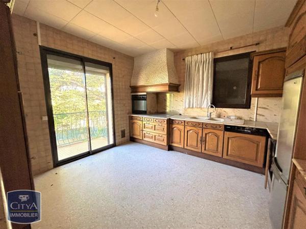 Appartement à louer 4 pièces 114.9m²