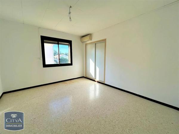 Appartement à louer 4 pièces 114.9m²