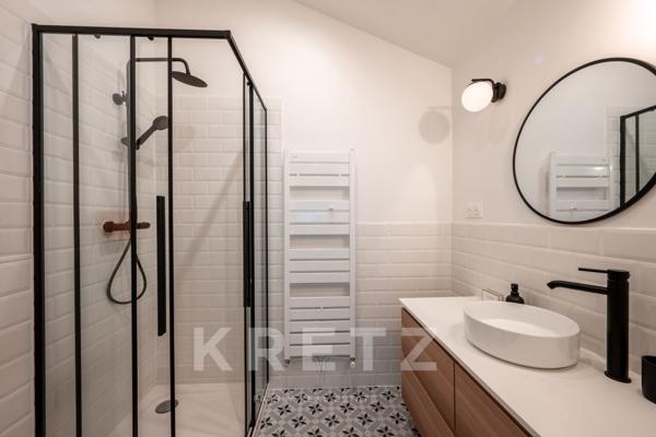 Loft comme une maison entièrement rénové