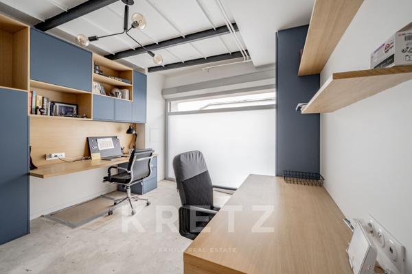 Loft comme une maison entièrement rénové