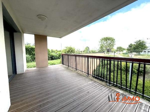 Appartement T4/T5 avec jardin et garage