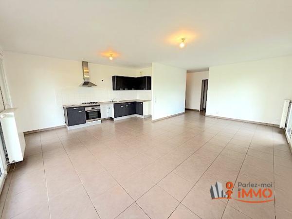 Appartement T4/T5 avec jardin et garage