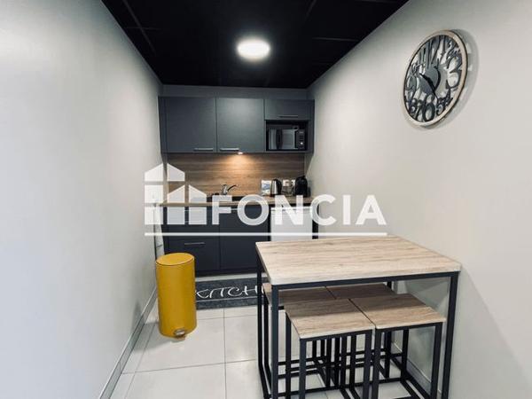 À vendre Local commercial 53.14 m² - Annecy 74000