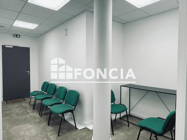 À vendre Local commercial 53.14 m² - Annecy 74000