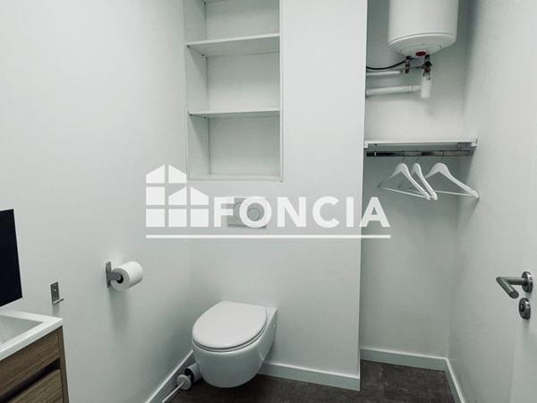 À vendre Local commercial 53.14 m² - Annecy 74000