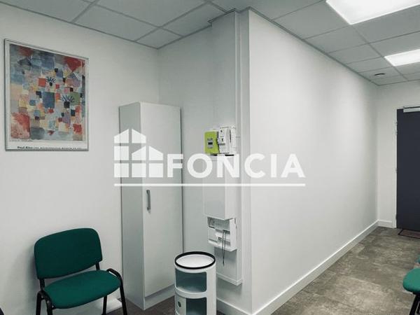 À vendre Local commercial 53.14 m² - Annecy 74000