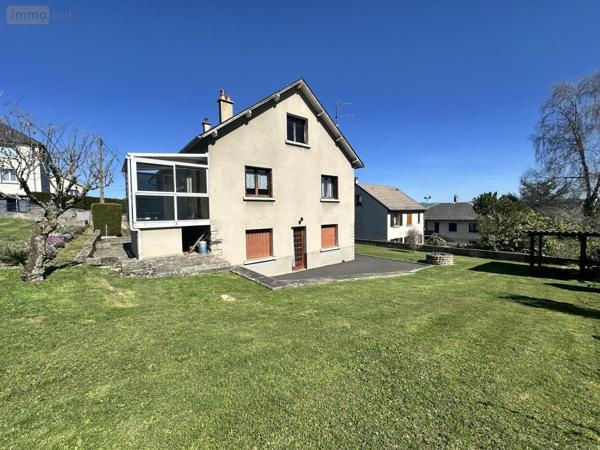 Maison à vendre à Saint-Flour dans le Cantal (15100), ref : 15046-38