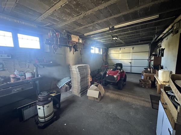 Maison à vendre à Saint-Flour dans le Cantal (15100), ref : 15046-38