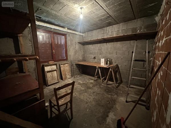 Maison à vendre à Saint-Flour dans le Cantal (15100), ref : 15046-38