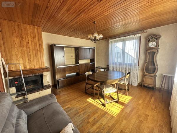 Maison à vendre à Saint-Flour dans le Cantal (15100), ref : 15046-38