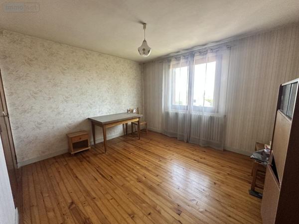 Maison à vendre à Saint-Flour dans le Cantal (15100), ref : 15046-38