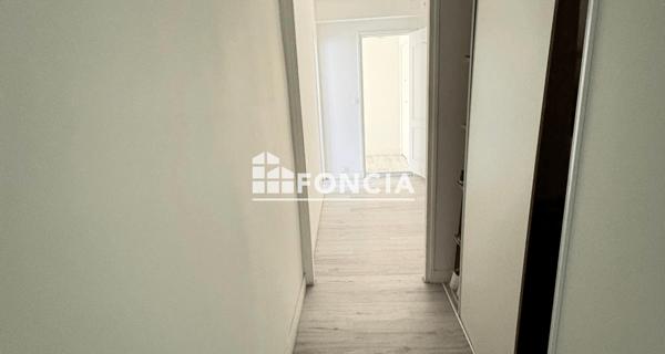 Location Chambre 9.32 m² - Viry-châtillon 91170