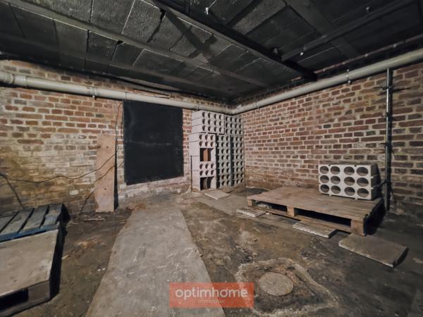 MAISON INDIVIDUELLE – 3 CHAMBRES – JARDIN – GARAGE + 5 GARAGES LOUÉS