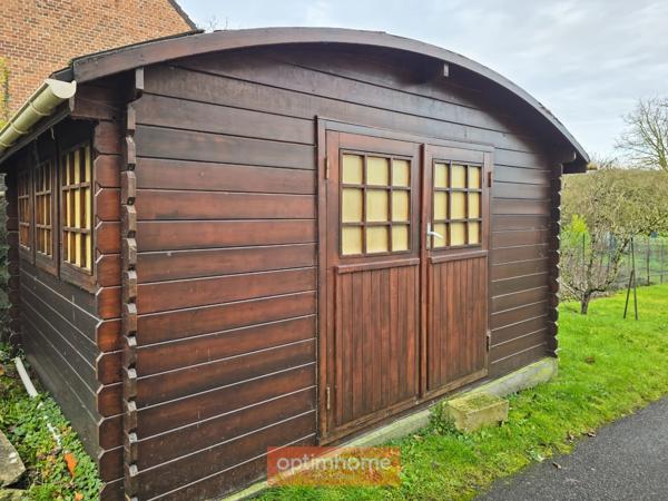 MAISON INDIVIDUELLE – 3 CHAMBRES – JARDIN – GARAGE + 5 GARAGES LOUÉS