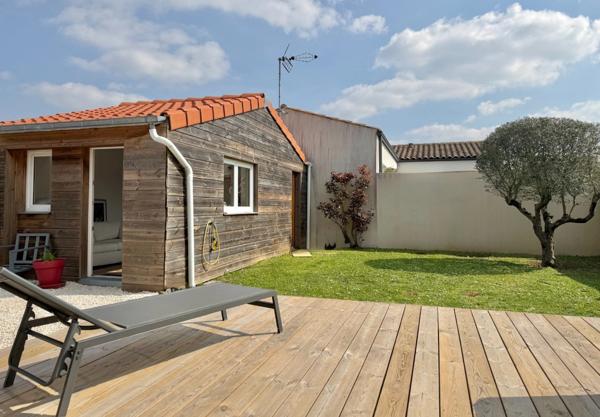 L'houmeau, Maison de plain-pied entre bourg et océan