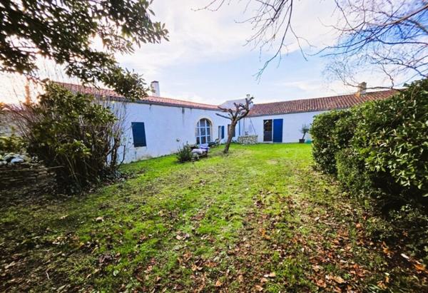 EXCLU CAPIFRANCE A Vendre ST-PIERRE OLÉRON Charmant Domaine de 717m² terrain 3.950m² dont 442m² habitable