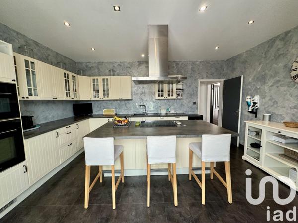 Maison à vendre 7 pièces 153 m² Vœuil-et-Giget