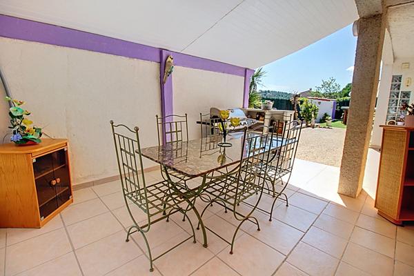 A VENDRE en EXCLUSIVITÉ sur TARADEAU Maison de 127 m² VUE DOMINANTE & CHARME PROVENÇAL