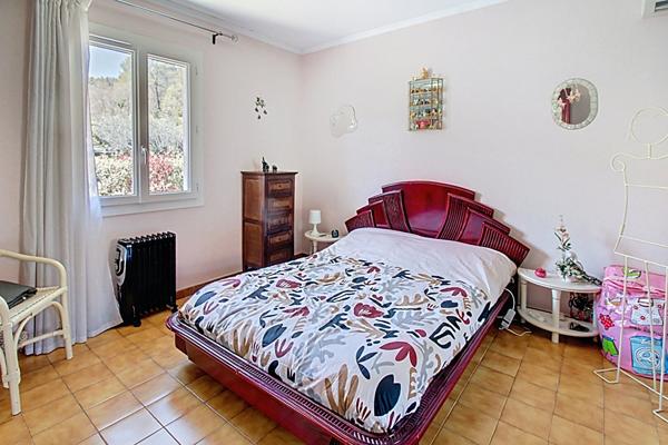 A VENDRE en EXCLUSIVITÉ sur TARADEAU Maison de 127 m² VUE DOMINANTE & CHARME PROVENÇAL