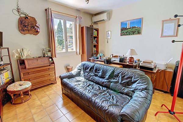 A VENDRE en EXCLUSIVITÉ sur TARADEAU Maison de 127 m² VUE DOMINANTE & CHARME PROVENÇAL